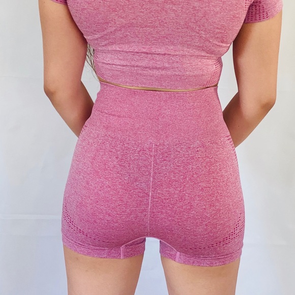 Workout Crop Top - Picture 6 of 6